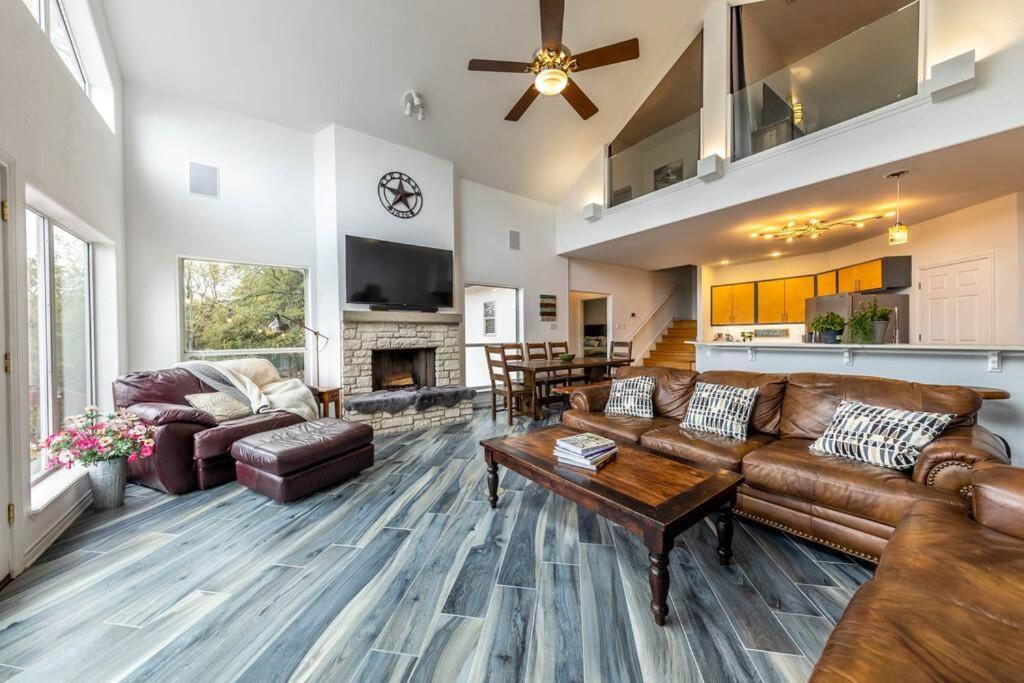 A Rare Find! - Bright & Gorgeous Lake Home In Marble Falls Esterno foto